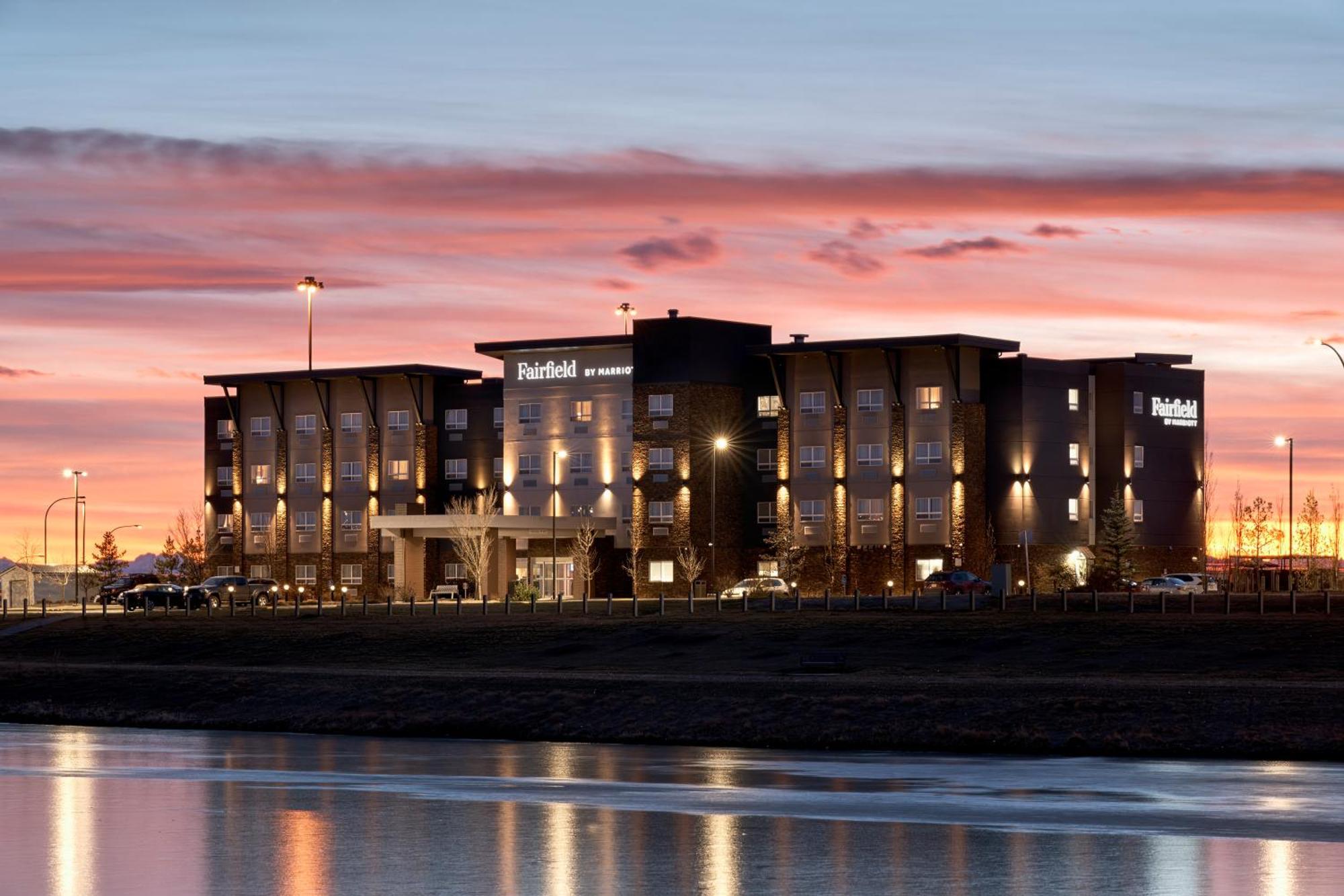 Fairfield Inn & Suites By Marriott Airdrie Extérieur photo